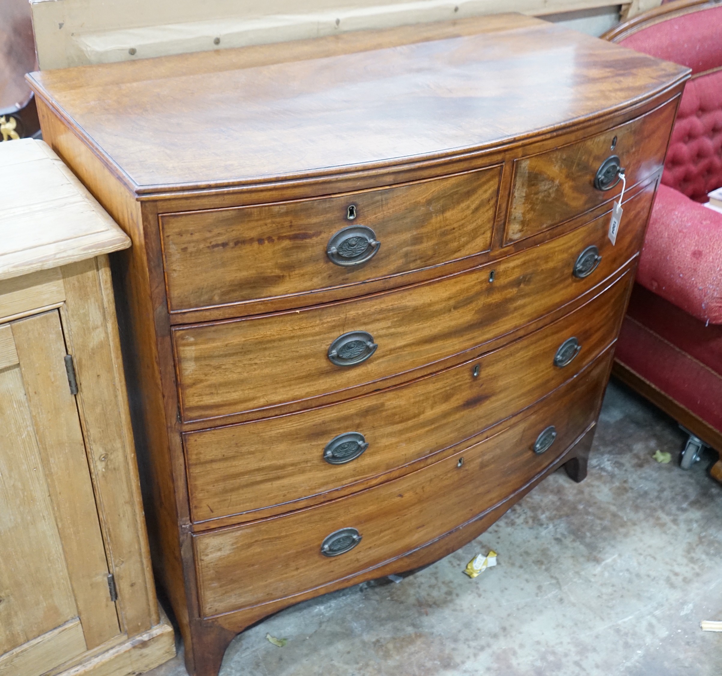 A Regency mahogany bow front chest, width 105cm, depth 55cm, height 102cm